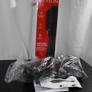 Revlon One Step Volumizer Plus Electric Brush Pink Award Winner Multiple setting